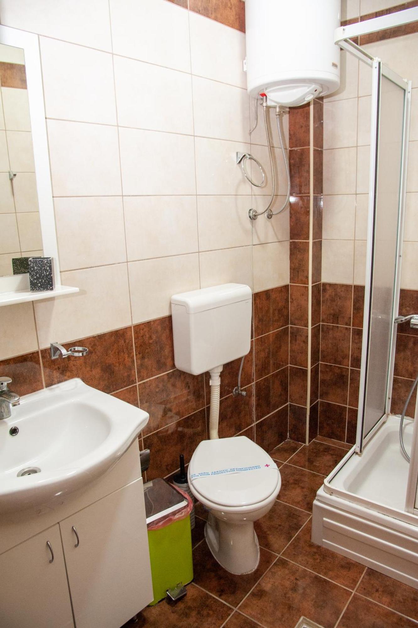Hotel North City Titova Mitrovica Eksteriør billede