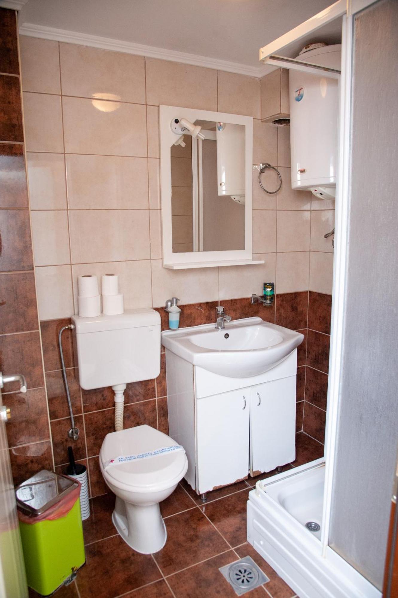 Hotel North City Titova Mitrovica Eksteriør billede