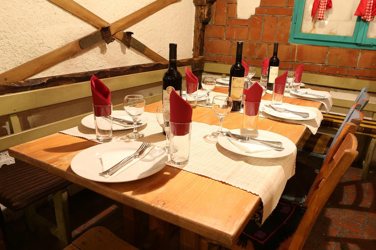 Hotel North City Titova Mitrovica Eksteriør billede